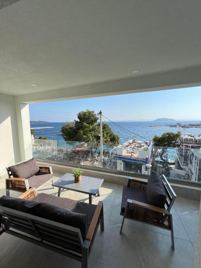 Wide Blue Luxury Boutique Suites Неос-Мармарас Екстер'єр фото