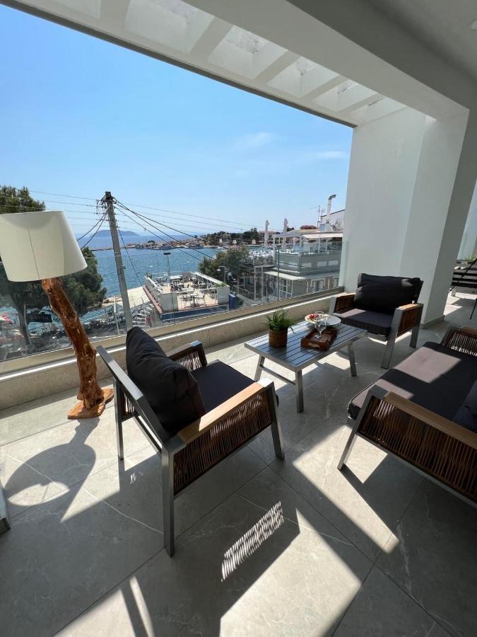 Wide Blue Luxury Boutique Suites Неос-Мармарас Екстер'єр фото