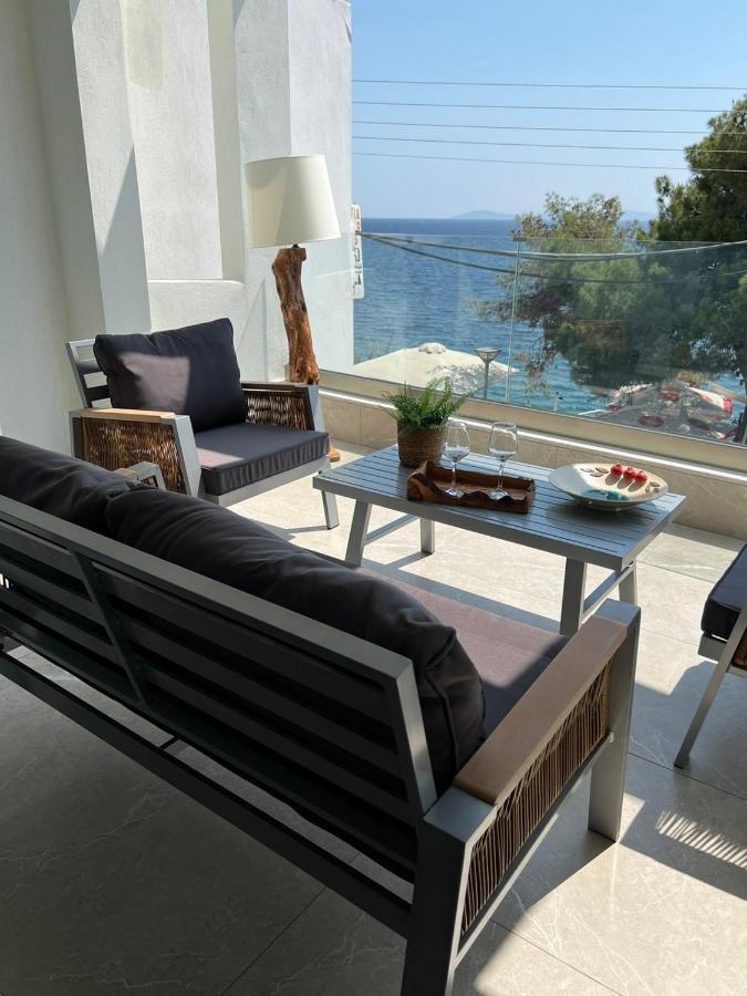Wide Blue Luxury Boutique Suites Неос-Мармарас Екстер'єр фото